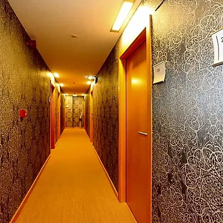 Txarriduna Hotell
